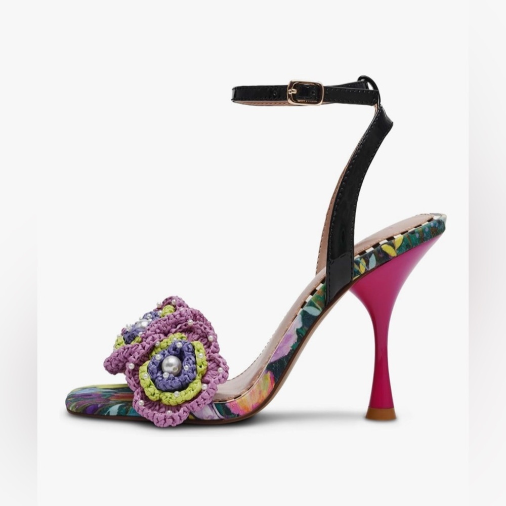New Betsey Johnson Women Ainsleyy Heeled Sandal - Picture 6 of 15